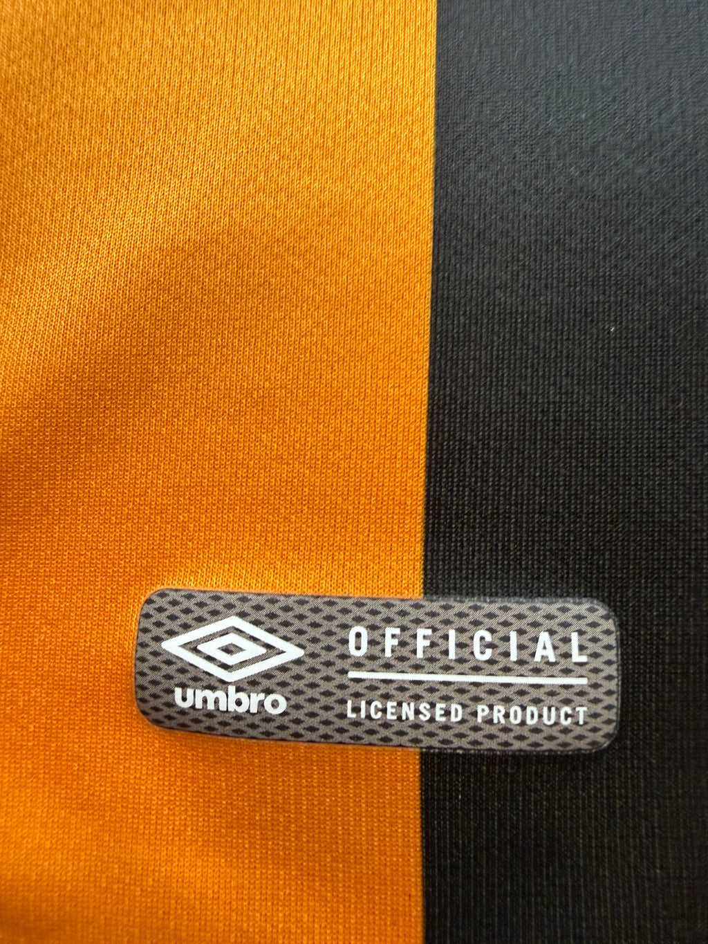 Hull City 2018/19 Umbro Home Shirt – Size Medium