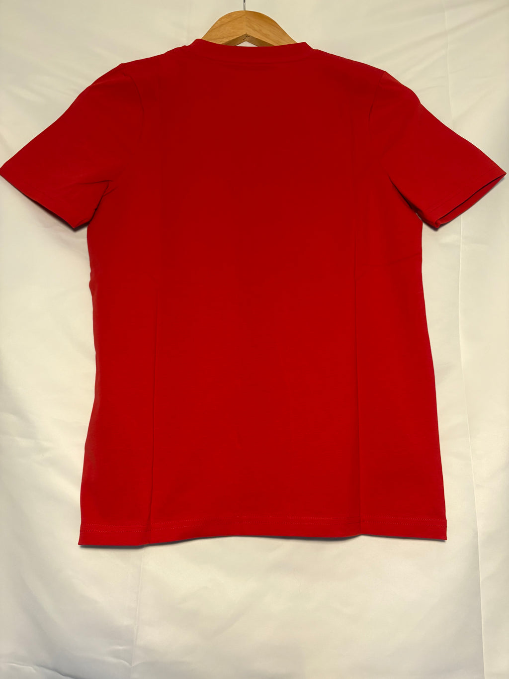 Red Glentoran F.C. T-shirt (L)