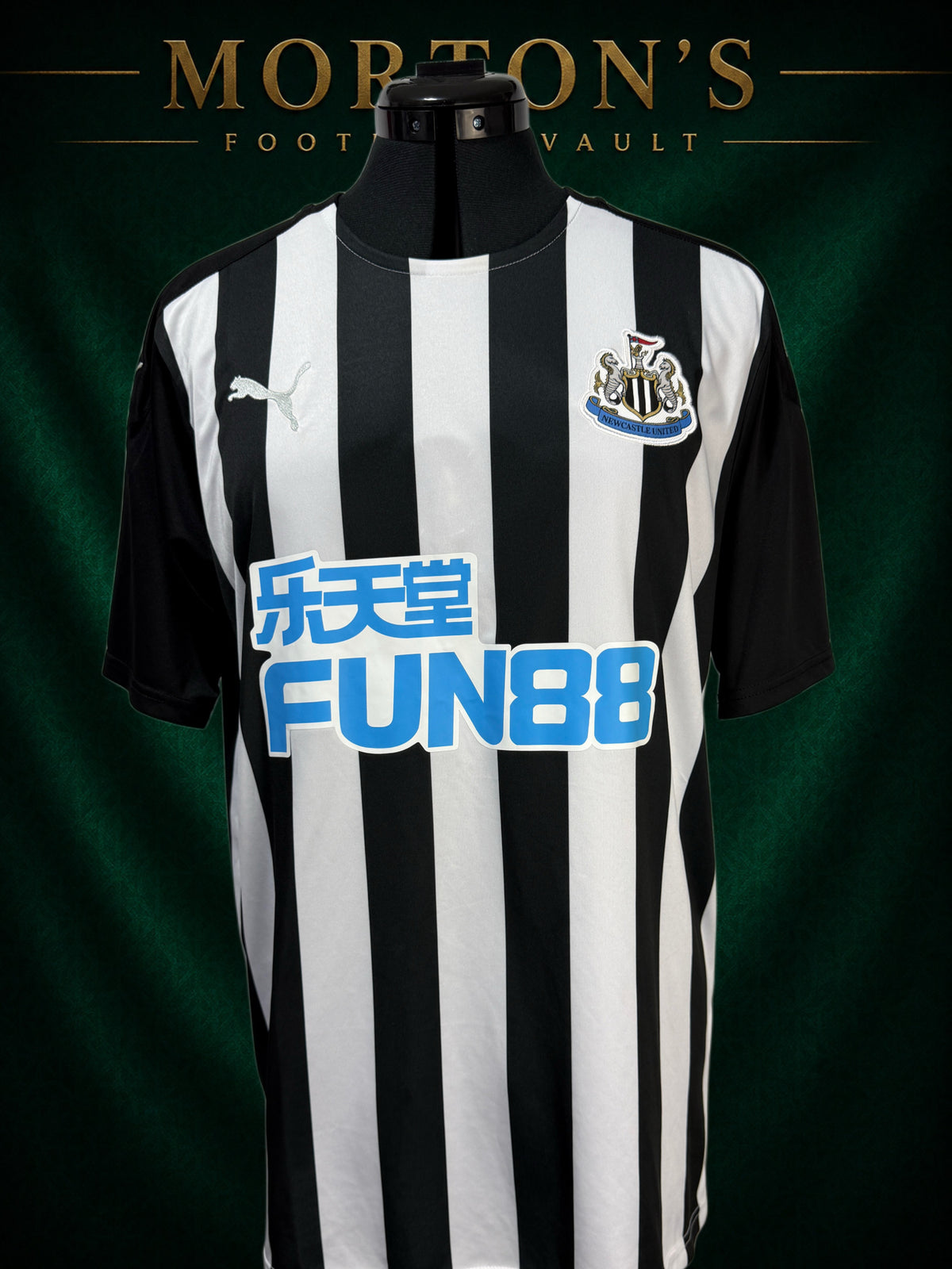 Newcastle United 2020/21 Puma Home Shirt – Size Large