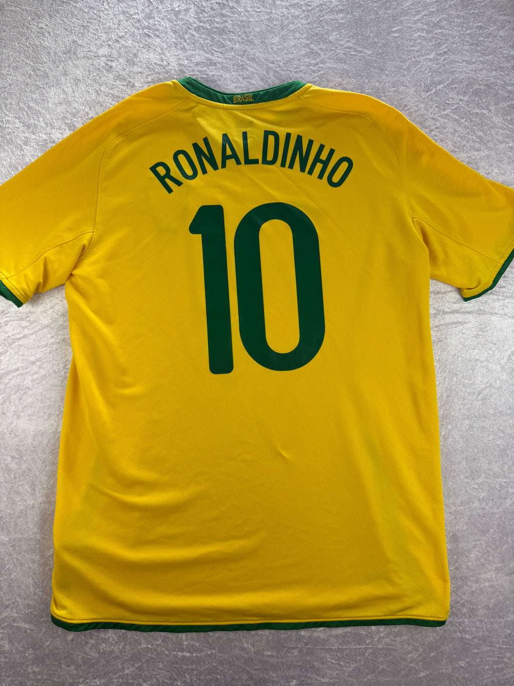 Brazil 2006–08 Home Shirt Nike Ronaldinho #10 – Large