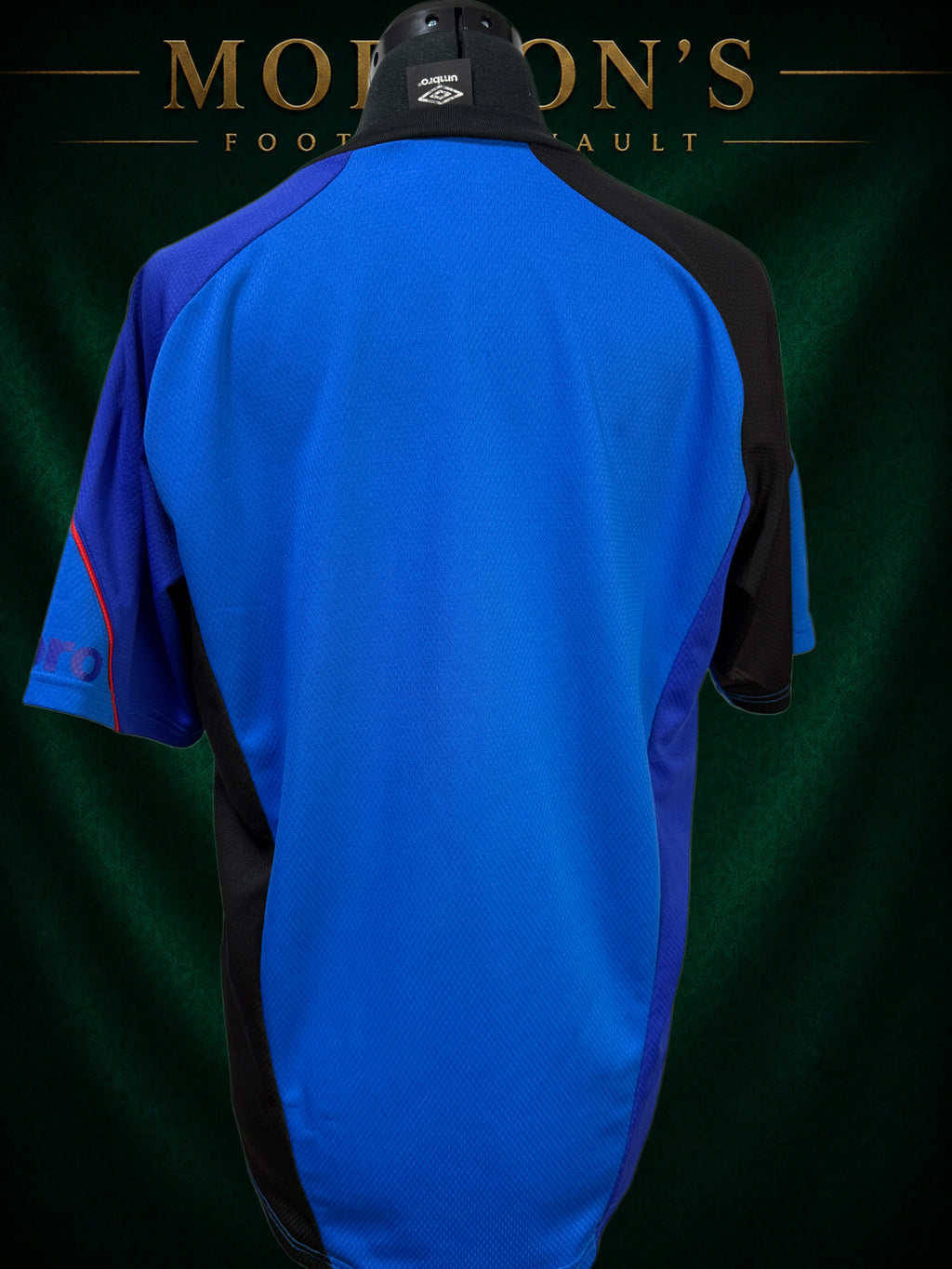Gamba Osaka 2016 Umbro Training Top – Asian L / UK M – Blue