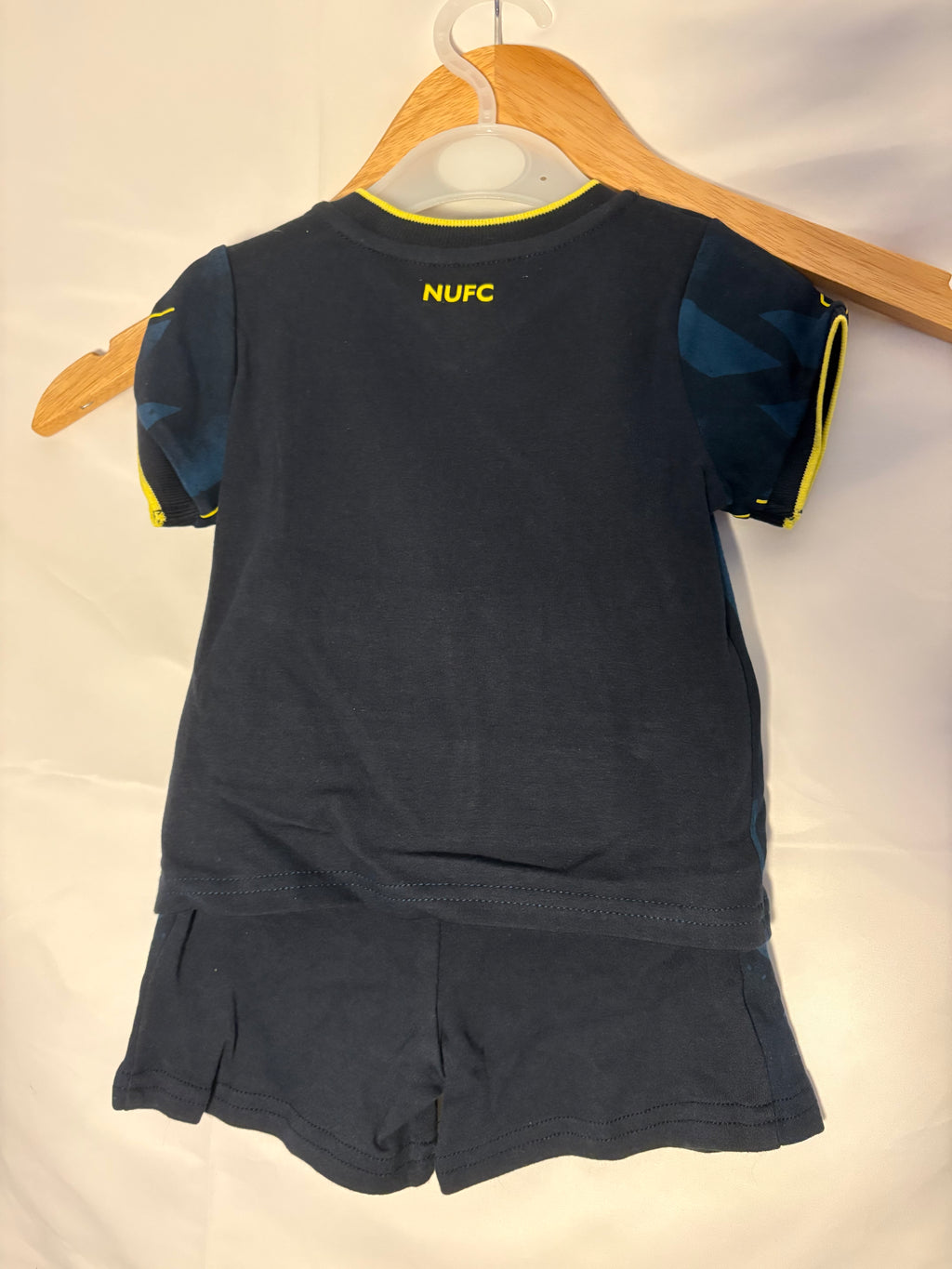 Newcastle United 2023/24 third infant kit (0-3 months)