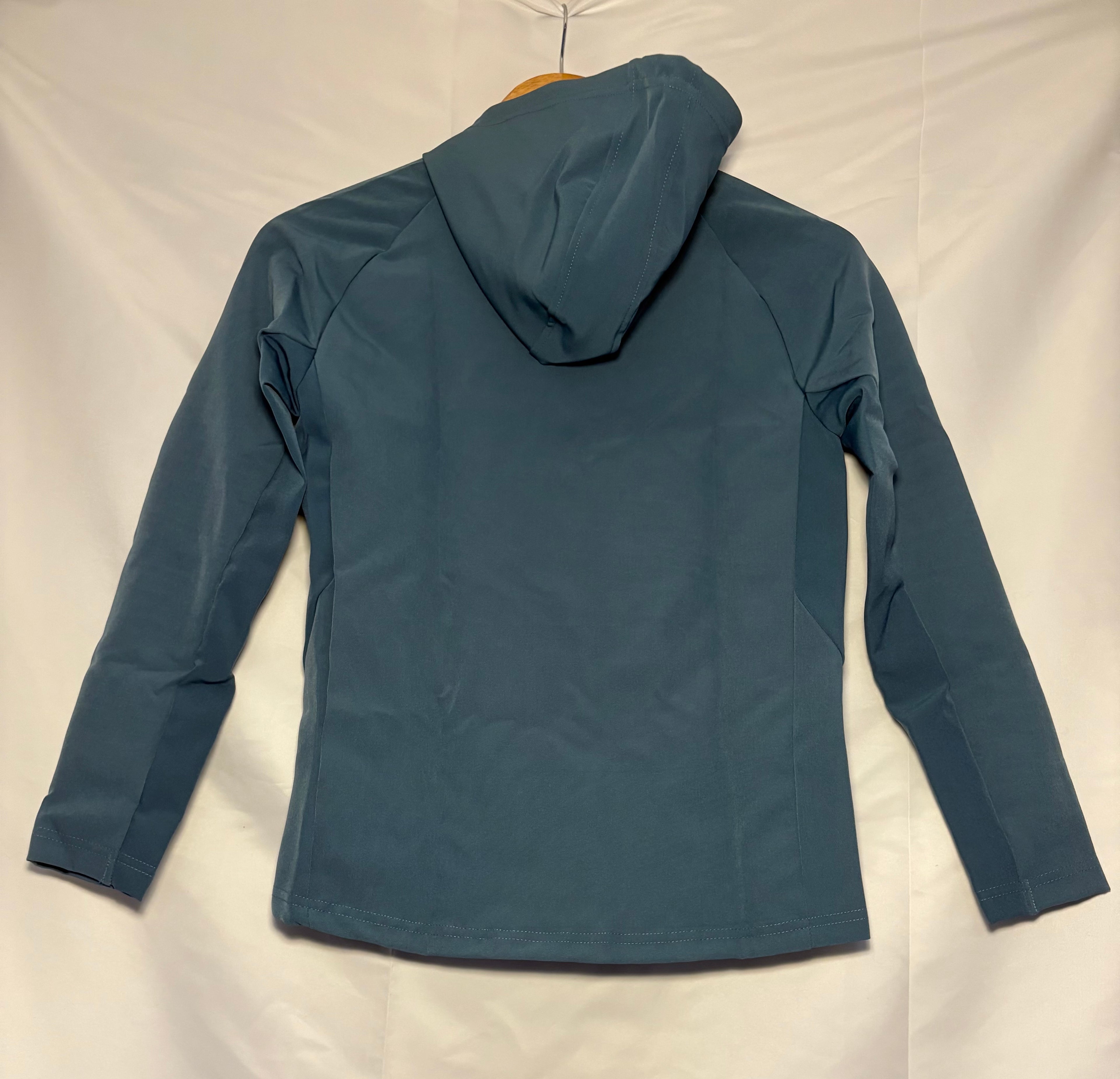 Mansfield Town FC Castore Hooded Training Jacket (size 10)