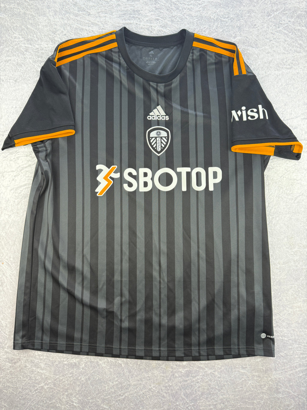 Leeds United 2022/23 Third Shirt adidas – XL