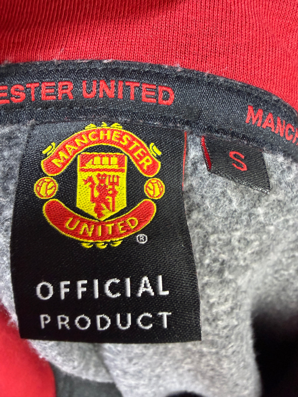 Manchester United Grey & Red Hooded Training Top – Size Small – Excellent