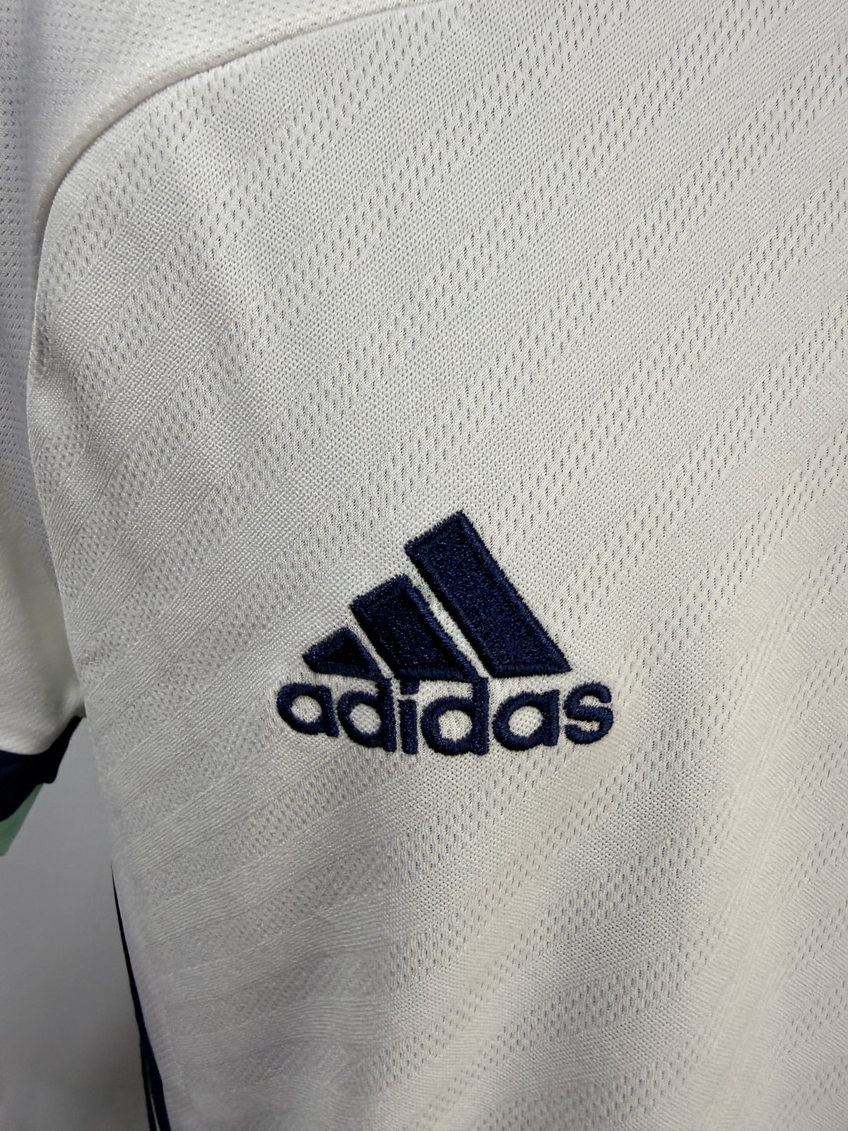 Northern Ireland 2020/21 adidas Away Shirt – Size Small