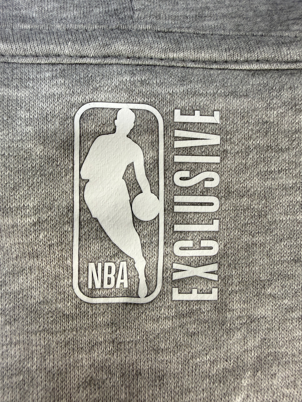 Boston Celtics NBA Grey Full Zip Hoodie – Size Small – BNWT