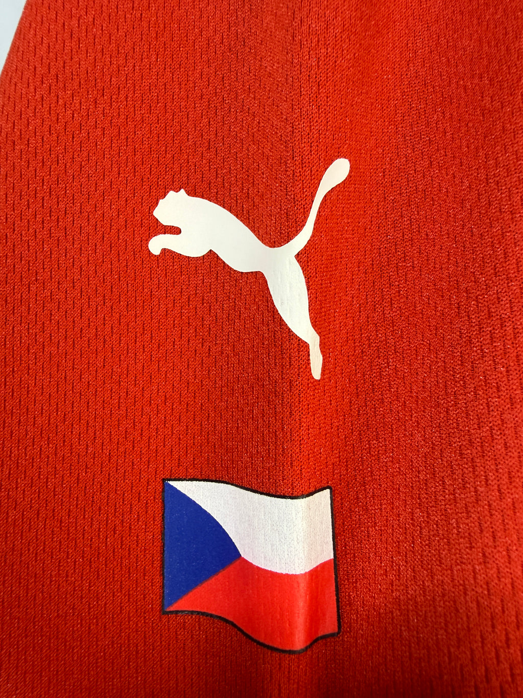 Czech Republic 2000/01–2001/02 Puma PRO Home Shirt – Paegas – Large