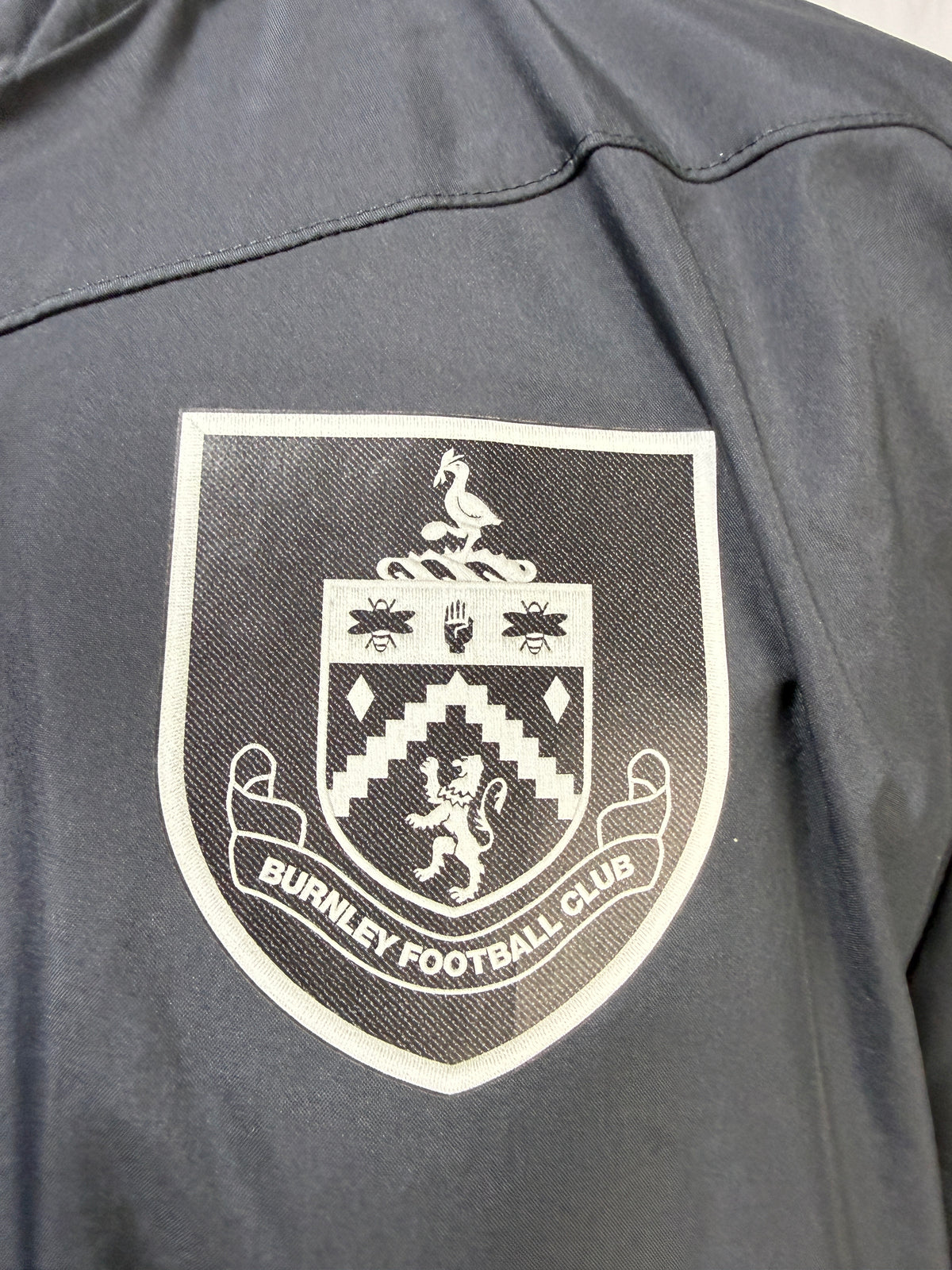 Burnley FC Umbro Hooded Training Jacket – Grey – Size Large – New Without Tags