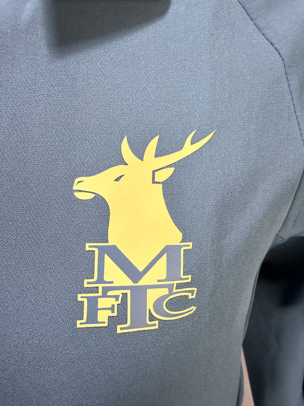 Mansfield Town FC Castore Training Jacket – Junior Large JL – BNWT