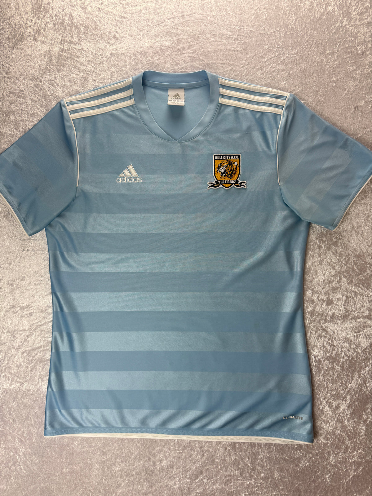 Hull City 2010/11 adidas Away Shirt – Size Medium