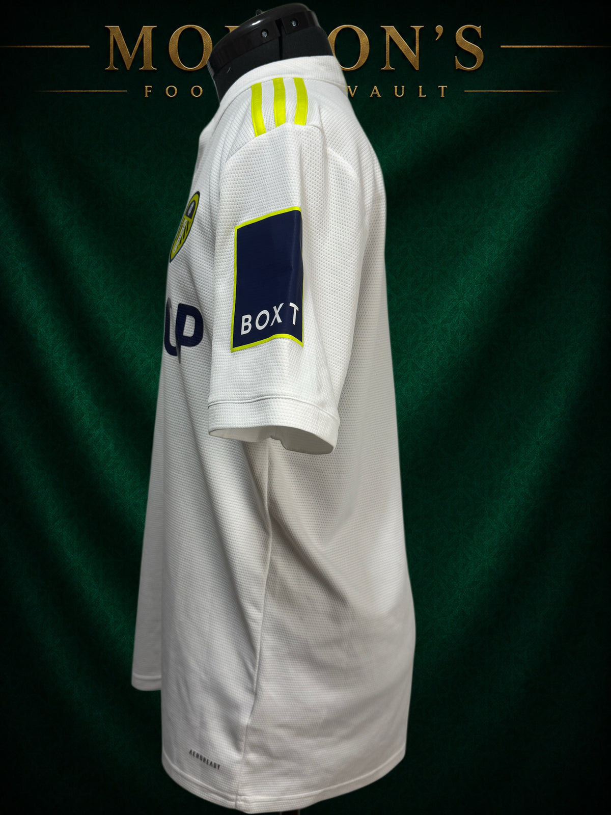 Leeds United 2022/2023 Home shirt side