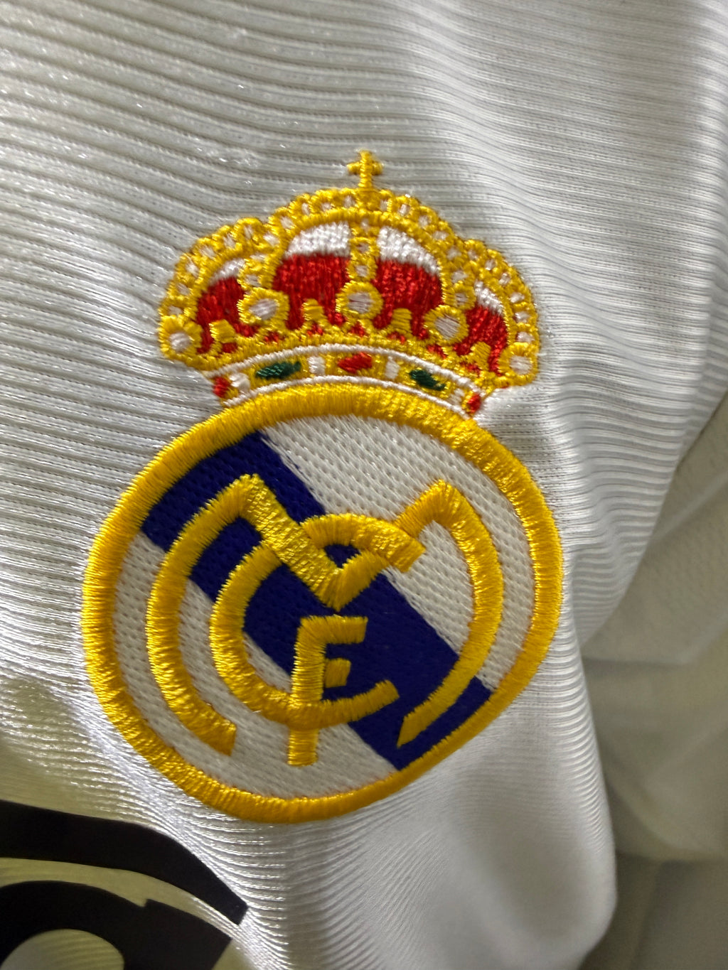 Vintage 1999-2001 Real Madrid Away Shirt MCMANAMAN 8 Adidas Size Medium Teka